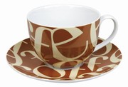 Script beige on brown - c. au lait