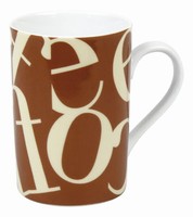 Sript beige on brown - mug